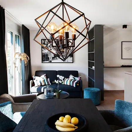 Cosmopolitan Seefeld Apartment *